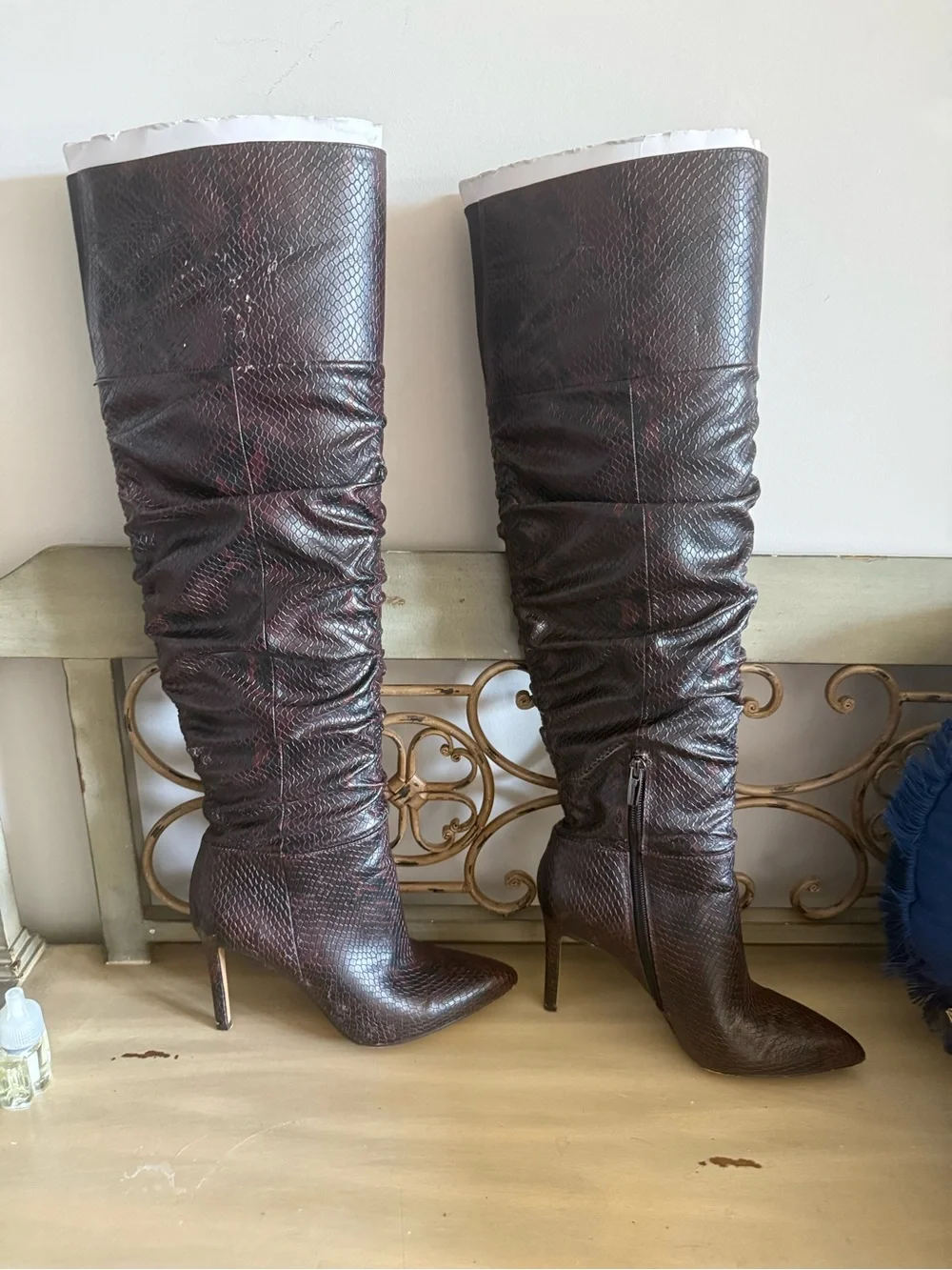 Vince Camuto Brown Textured Over-the-Knee Pointed-Toe Stiletto Boots